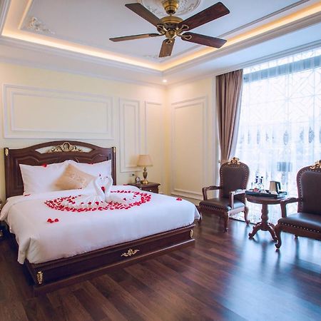 Thai Ha Luxury Hotel Cho Moi  ภายนอก รูปภาพ